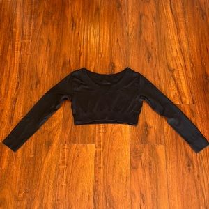 Uniqlo X Alexander Wang cropped athletic top in a size medium (35-37 bust size).